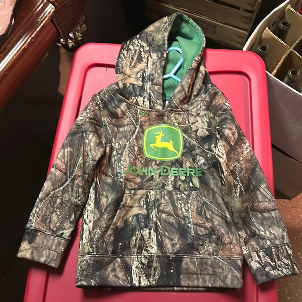 John Deere boys’ hoodie